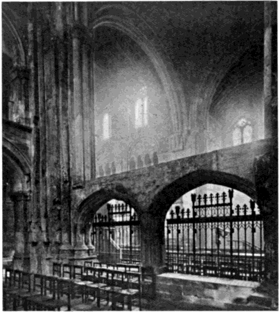 NORHT TRANSEPT AND SCREEN