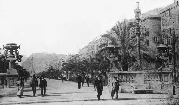 THE PASEO COLON (COLUMBUS PROMENADE), BARCELONA, SPAIN. 