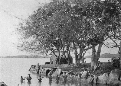 Women Fishing with the Seine.