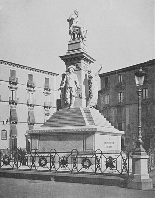 MONUMENTO A VINCENZO BELLINI, DEL MONTEVERDE.