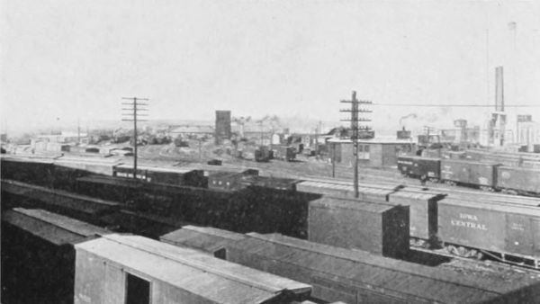 RAILROAD YARDS AT CEDAR RAPIDS