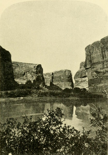 Labyrinth Canyon, Trinalcove.