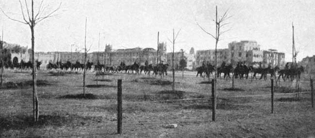 New Zealand Field Artillery passing Bab-el-Hadid, Cairo.