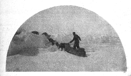 Sur le chemin du Fort Rae  A l’assaut d’un dos-d’âne de glace barrant le Grand Lac des Esclaves