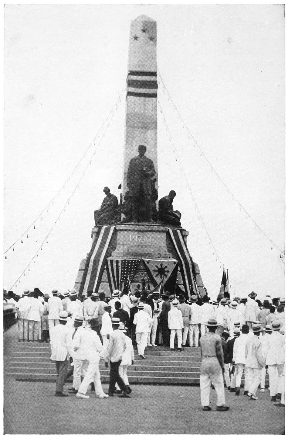 THE RIZAL MONUMENT AT THE LUNETA DECORATED FOR RIZAL DAY, DECEMBER 30