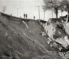 A. WASHOUT AT SPRUCE STREET, PATERSON, N. J.