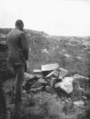 WHERE COLLEY FELL. ROUGH CAIRN OF STONES ON MAJUBA HILL.