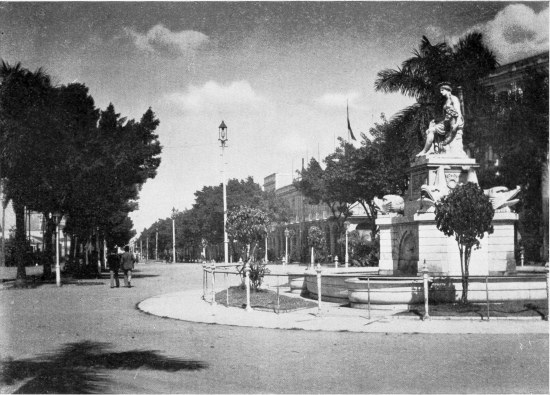 THE PRADO AND INDIAN STATUE, HAVANA.