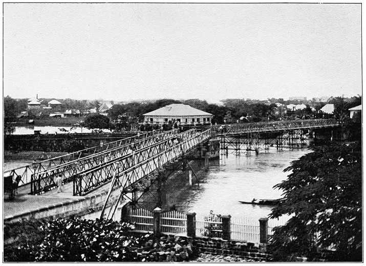 Puentes de Ayala, which Help two of Manila’s Suburbs to Shake Hands Across the Pasig.