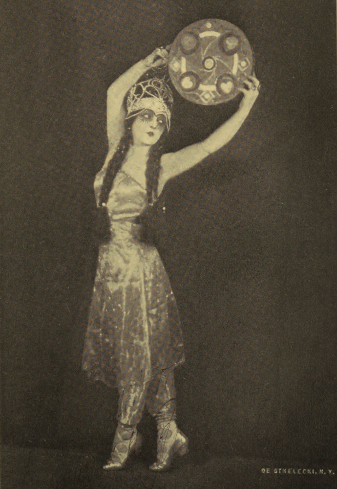 ROSINA GALLI AS THE PRINCESS