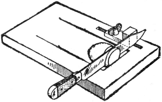 Cutting board with knife guide